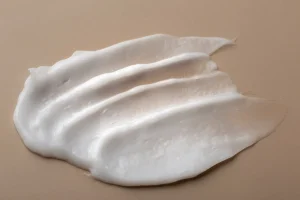 Chromabright vs Niacinamide: Mana yang Efektif Mencerahkan Kulit?